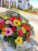 Букет цветов из:  Герберы #REPLACE_PRED# Среднем Подкумке